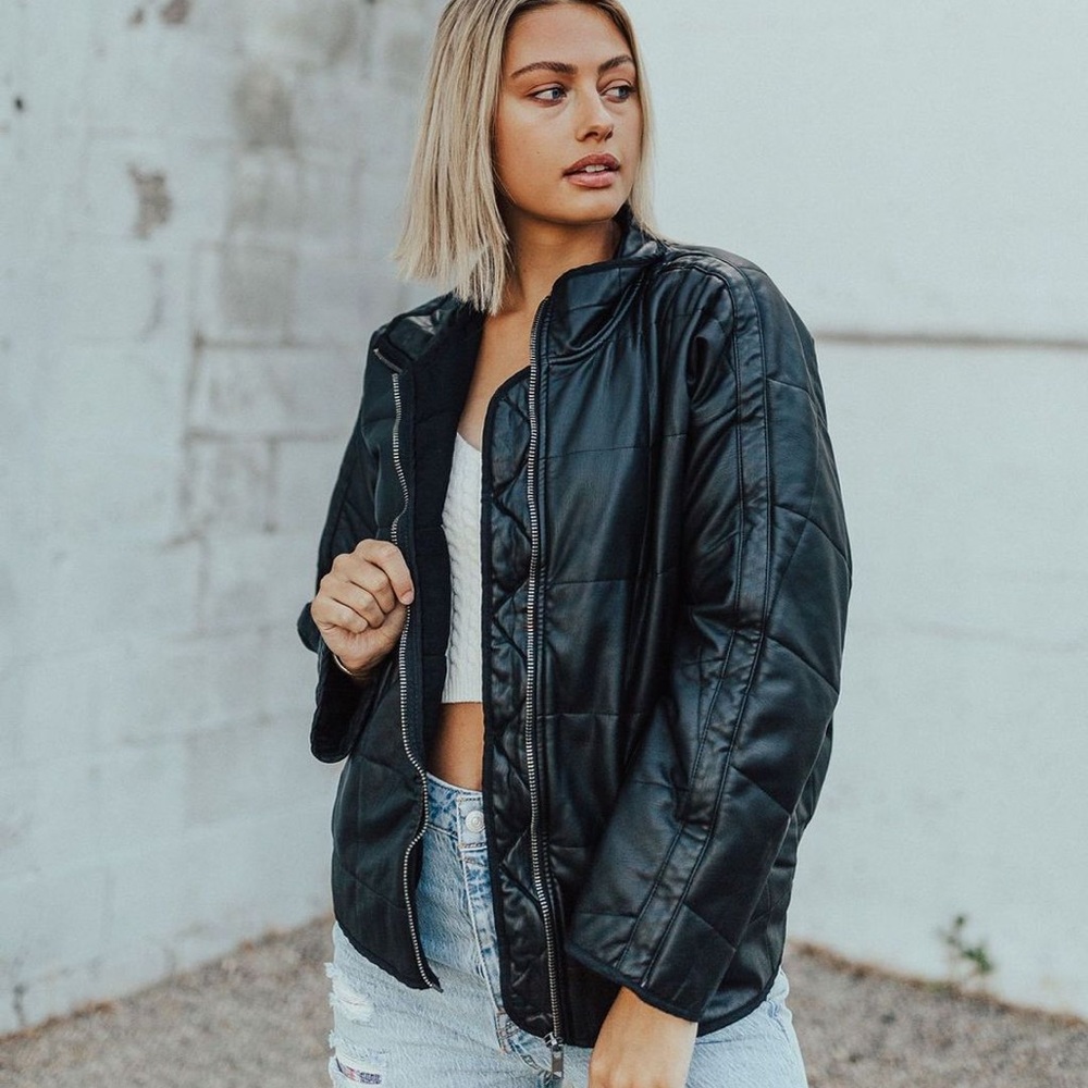 𝓯𝓹 🖤 FREE PEOPLE DOLMAN LEATHER COAT SMALL - Picture 2 of 10
